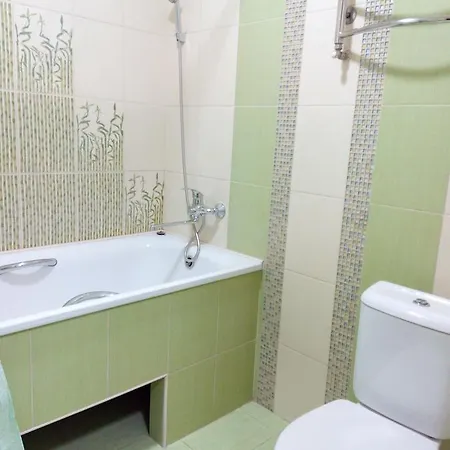 Two-Bedroom Apartment In The Center Khmel'nyts'kyy Exterior photo